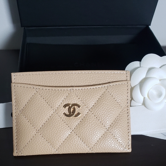 Chanel Beige Clair Classic Cardholder - Picture 5 of 14
